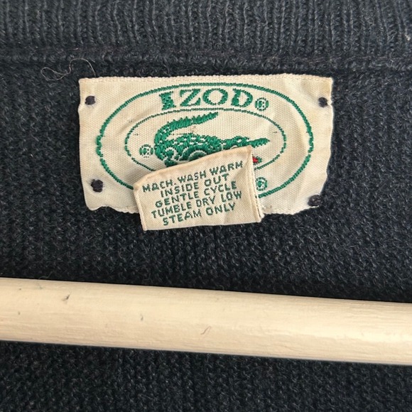 IZOD Lacoste V Neck Sweater Navy Blue Acrylic XL Long Sleeve Embroidered Croc - Picture 5 of 5
